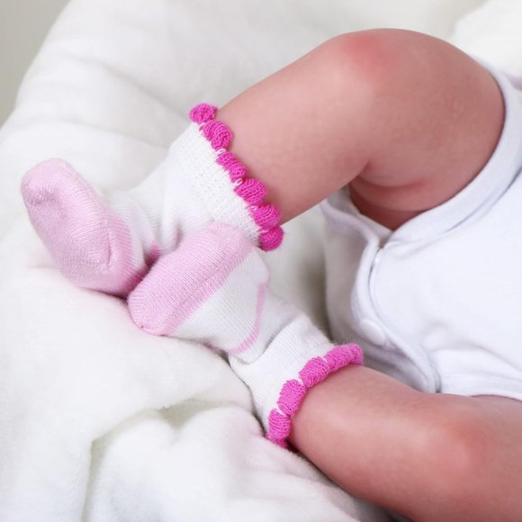 Sleeping Reborn Baby Dolls, 20 Inch Lifelike Newborn Baby Girl Doll - Picture 3 of 9